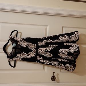 Brand:Anthropologie,Tracy Reese Size 0P Black and White dress